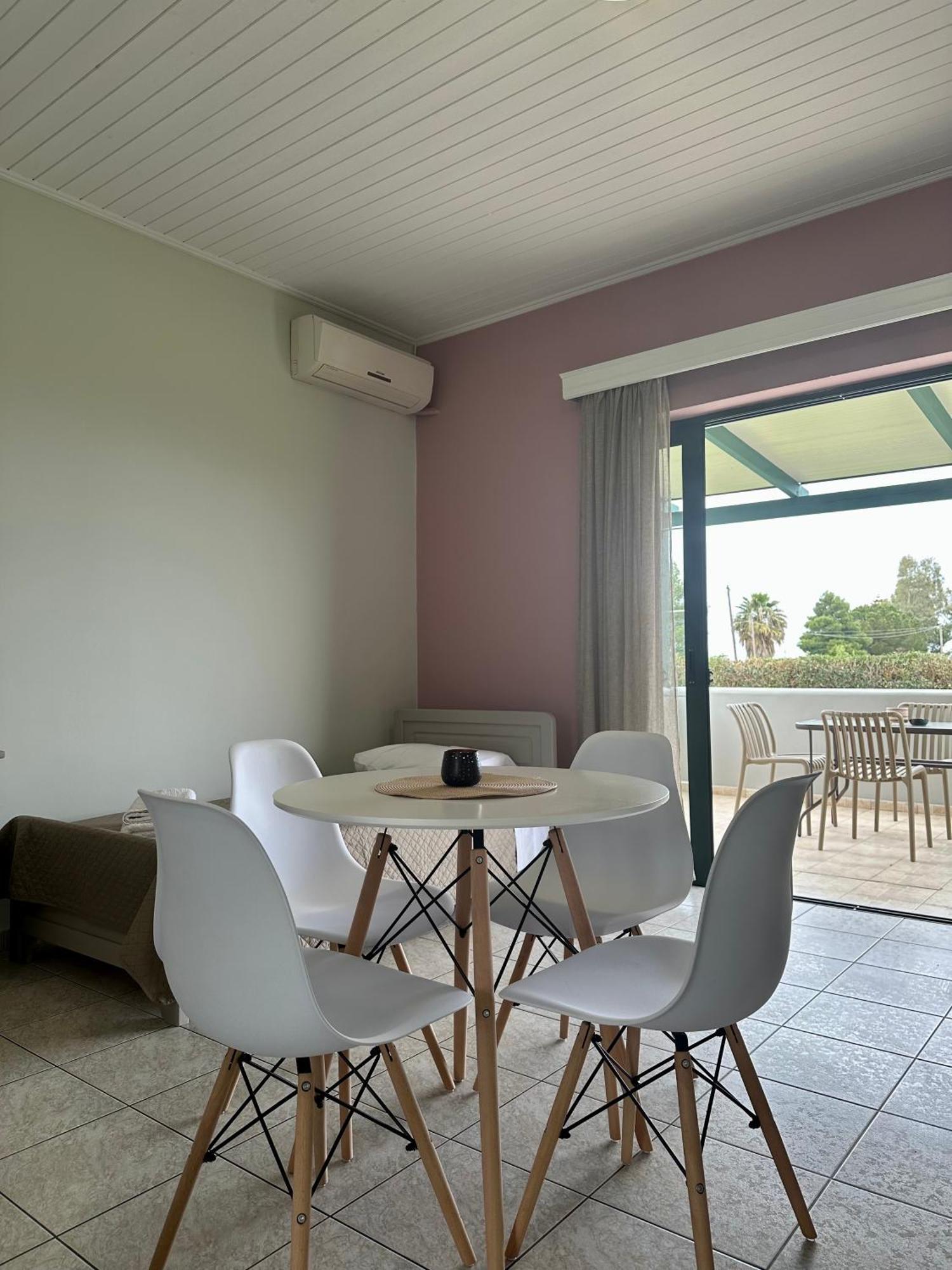 Kalo Nero Odysseas Rooms מראה חיצוני תמונה